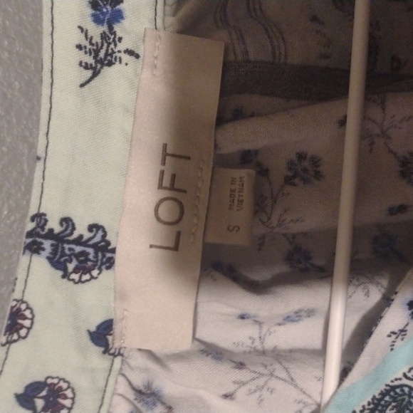 PATCHWORK TIE NECK PUFF SLEEVE TOP  size Small - Picture 3 of 5